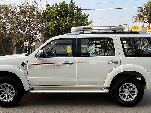 Used Ford Endeavour [2009-2014] 3.0L 4x4 AT in Bangalore