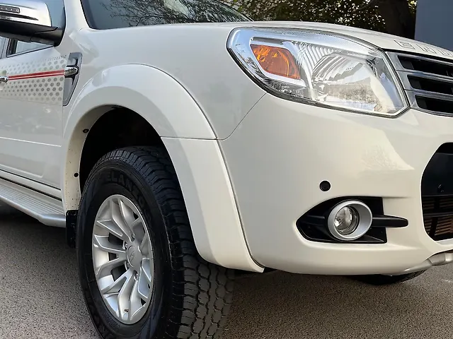 Used Ford Endeavour [2009-2014] 3.0L 4x4 AT in Bangalore