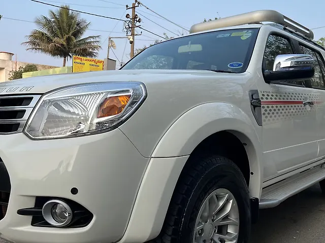 Used Ford Endeavour [2009-2014] 3.0L 4x4 AT in Bangalore
