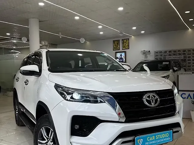 Used Toyota Fortuner [2016-2021] 2.8 4x2 AT in Mohali