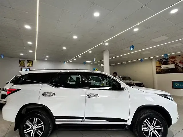 Used Toyota Fortuner [2016-2021] 2.8 4x2 AT in Mohali
