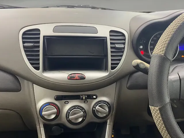 Used Hyundai i10 [2010-2017] 1.1L iRDE Magna Special Edition in Ahmedabad