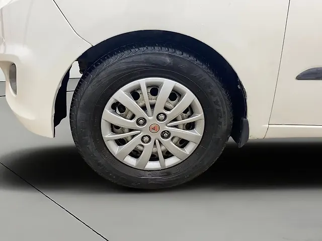 Used Hyundai i10 [2010-2017] 1.1L iRDE Magna Special Edition in Ahmedabad