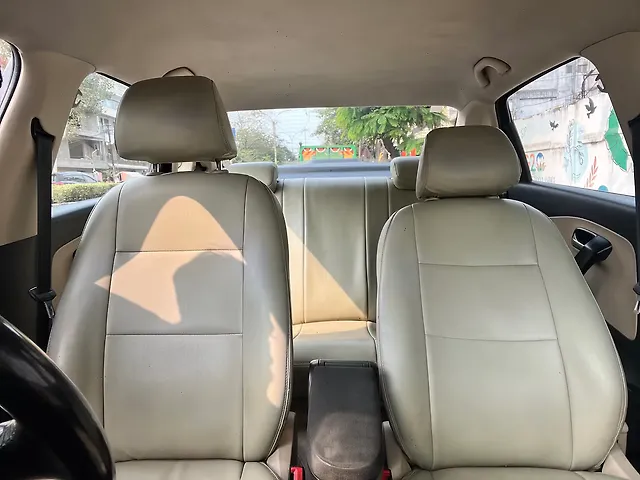 Used Volkswagen Ameo Highline Plus 1.5L AT (D)16 Alloy in Nagpur