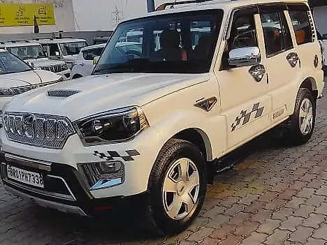Used 2017 Mahindra Scorpio in Bettiah
