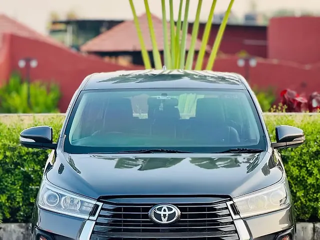 Used 2022 Toyota Innova Crysta in Surat