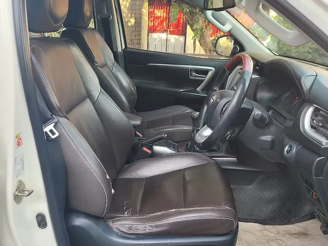 Used Toyota Fortuner [2016-2021] 2.8 4x2 MT in Jamshedpur