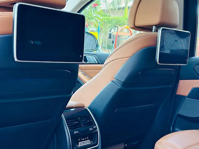 Used BMW X7 [2019-2023] xDrive30d DPE Signature 7STR in Surat