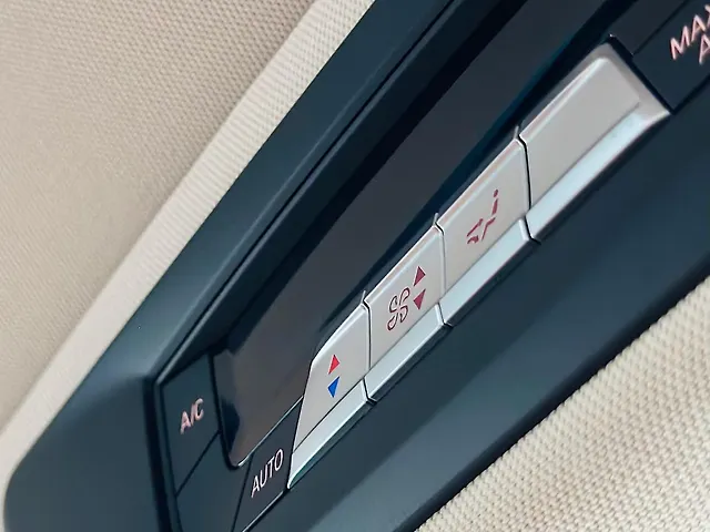 Used BMW X7 [2019-2023] xDrive30d DPE Signature 7STR in Surat