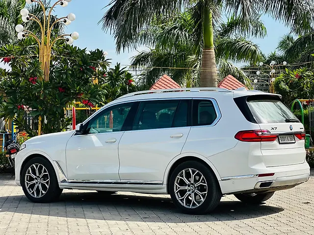 Used BMW X7 [2019-2023] xDrive30d DPE Signature 7STR in Surat