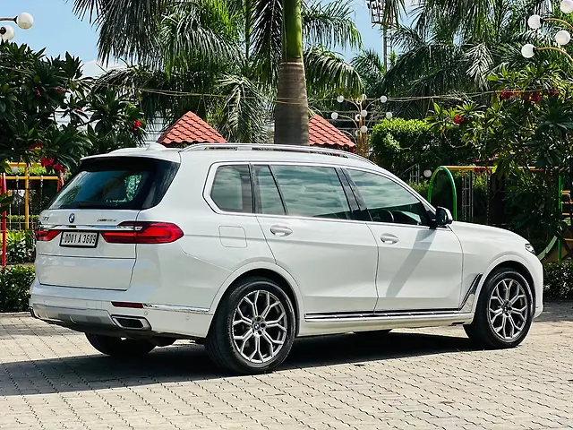 Used BMW X7 [2019-2023] xDrive30d DPE Signature 7STR in Surat
