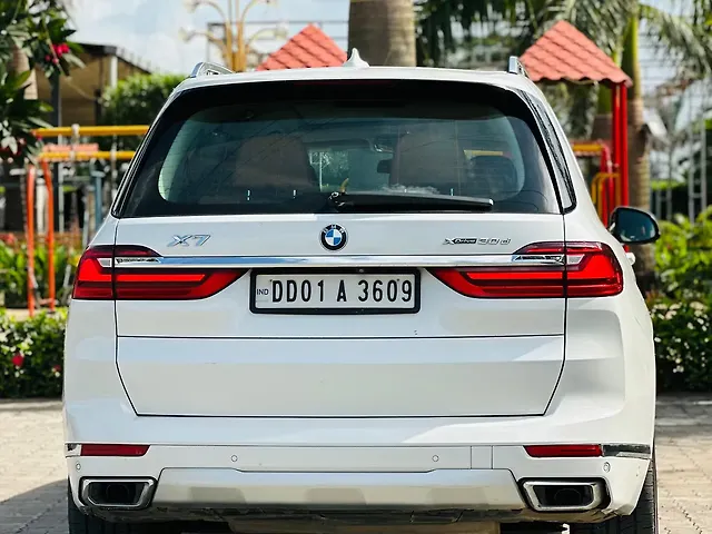 Used BMW X7 [2019-2023] xDrive30d DPE Signature 7STR in Surat