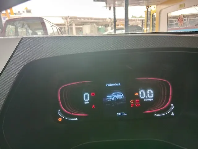 Used Kia Carens [2022-2023] Prestige Plus 1.4 Petrol MT 7 STR in Chennai