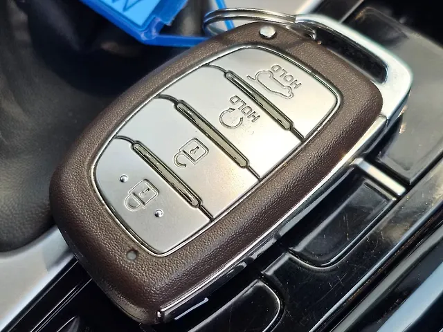 Used Hyundai Alcazar [2021-2023] Signature (O) 6 STR 1.5 Diesel AT in Mumbai