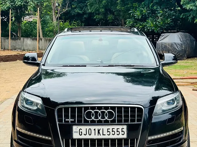 Used 2011 Audi Q7 in Ahmedabad
