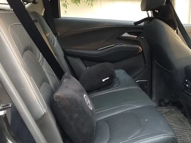 Used 2024 MG Hector Plus in Delhi