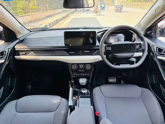 Used Tata Nexon Pure (S) 1.2 Petrol 6AMT [2024-2025] in Delhi