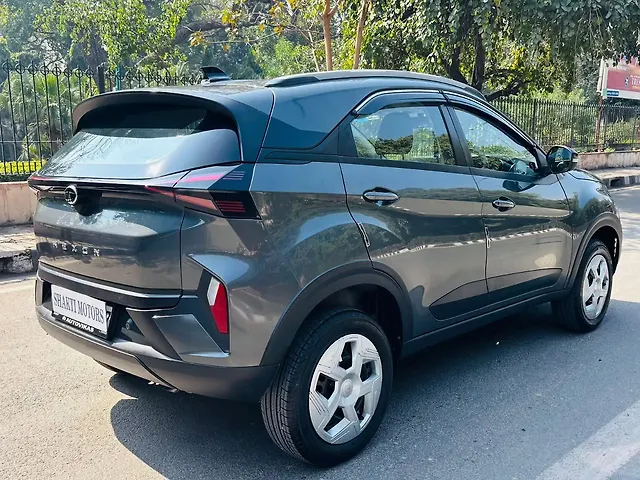 Used Tata Nexon Pure (S) 1.2 Petrol 6AMT [2024-2025] in Delhi