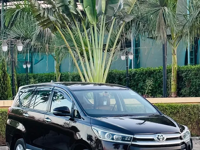 Used 2018 Toyota Innova Crysta in Surat