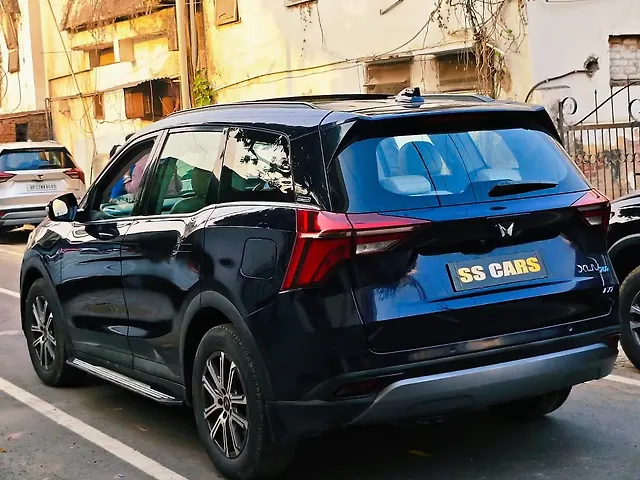 Used Mahindra Old Generation XUV700 AX 7 Diesel MT Luxury Pack 7 STR [2021] in Lucknow