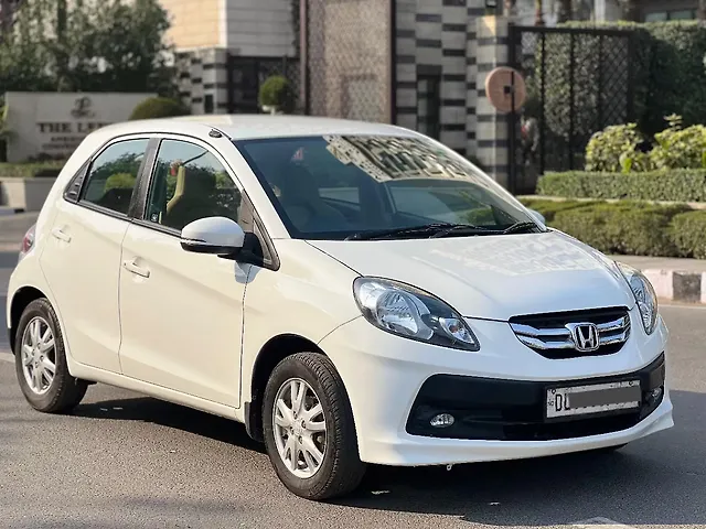 Used 2015 Honda Brio in Delhi