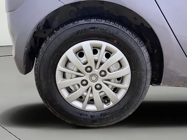 Used Hyundai i10 [2010-2017] 1.1L iRDE Magna Special Edition in Ahmedabad
