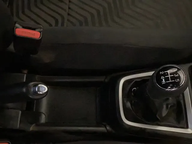 Used Maruti Suzuki Swift VXi Petrol Manual in Delhi