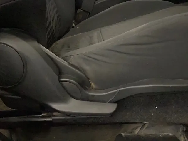 Used Maruti Suzuki Swift VXi Petrol Manual in Delhi