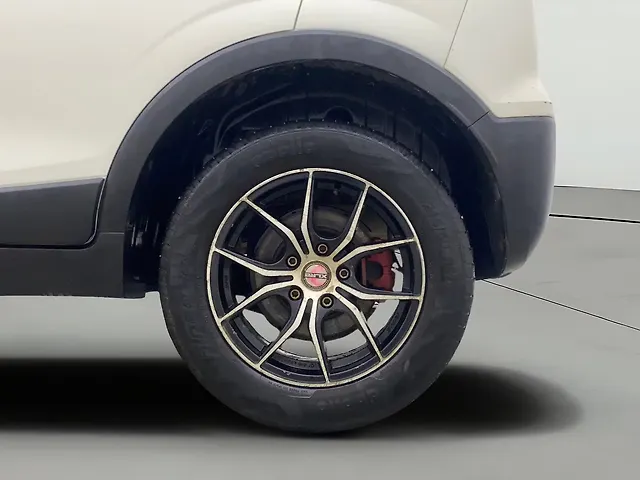 Used Mahindra XUV300 [2019-2024] 1.5 W6 [2019-2020] in Bangalore