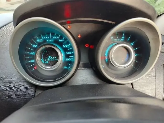 Used Mahindra XUV500 [2015-2018] W10 in Kanpur