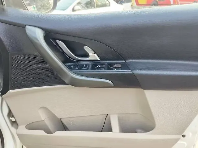 Used Mahindra XUV500 [2015-2018] W10 in Kanpur