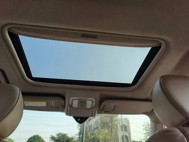 Used Mahindra XUV500 [2015-2018] W10 in Kanpur