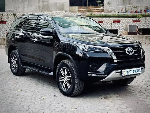 Used Toyota Fortuner 4x2 2WD Diesel 2.8L Turbo Automatic in Delhi
