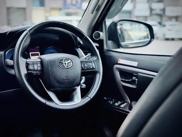 Used Toyota Fortuner 4x2 2WD Diesel 2.8L Turbo Automatic in Delhi