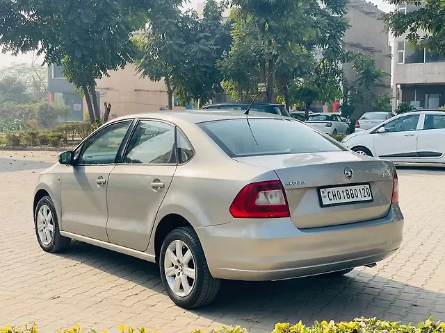 Used Skoda Rapid [2014-2015] 1.5 TDI CR Elegance AT in Mohali