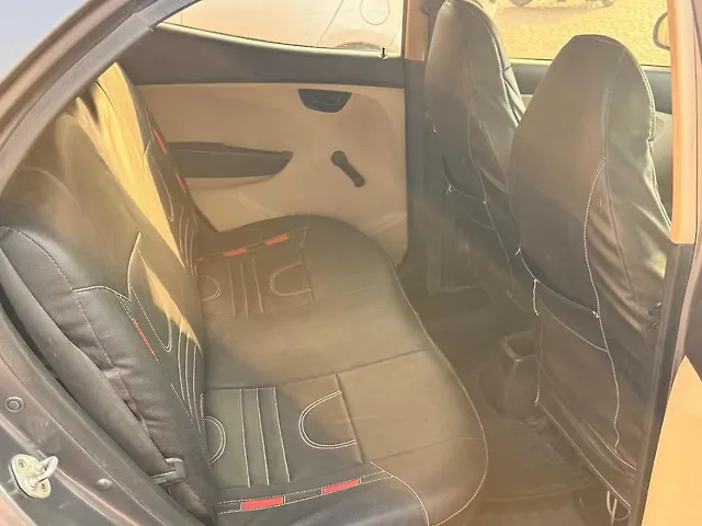 Used Hyundai Eon Magna + AirBag in Lucknow