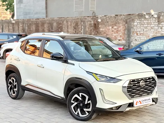 Used 2022 Nissan Magnite in Surat