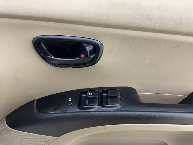 Used Hyundai i10 [2010-2017] 1.1L iRDE Magna Special Edition in Ahmedabad