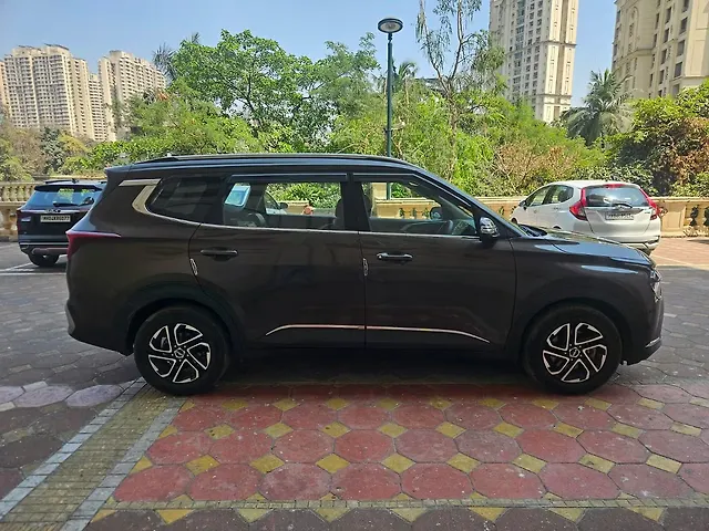 Used Kia Carens [2022-2023] Prestige Plus 1.4 Petrol MT 7 STR in Thane