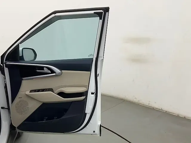 Used Kia Carens [2022-2023] Luxury Plus 1.5 Diesel AT 6 STR in Thane