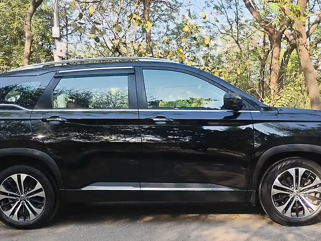 Used MG Hector Plus [2020-2023] Sharp 2.0 Diesel Turbo MT 6-STR Dual Tone in Agra