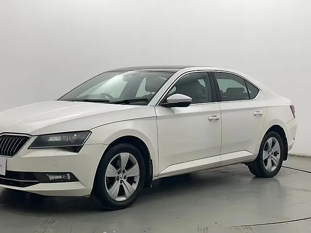 Used 2017 Skoda Superb in Kolkata Used 2017 Skoda Superb in Kolkata