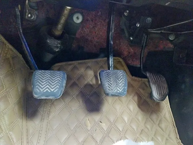 Used Toyota Corolla Altis G Petrol in Mumbai