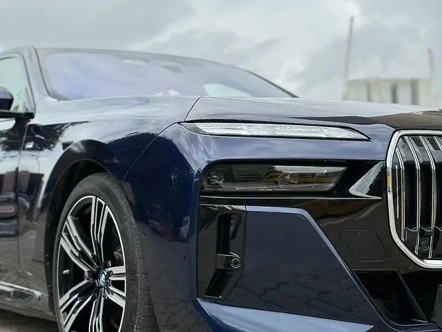 Used BMW 7 Series 740i M Sport in Mumbai