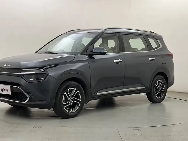 Used 2022 Kia Carens in Mumbai