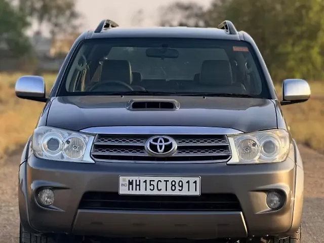 Used 2011 Toyota Fortuner in Nashik