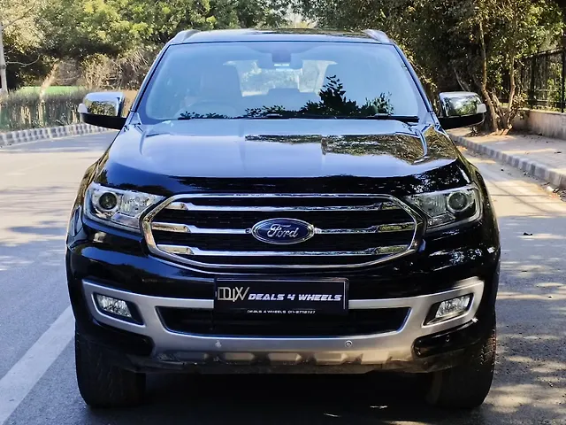 Used 2020 Ford Endeavour in Delhi