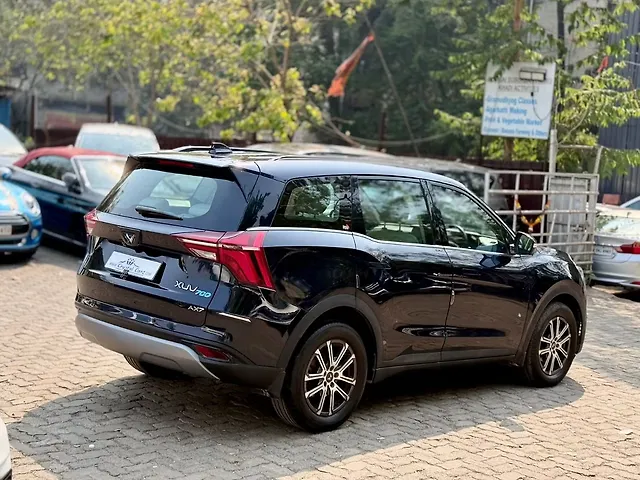 Used Mahindra Old Generation XUV700 AX 7 Diesel AT 7 STR [2023-2024] in Mumbai