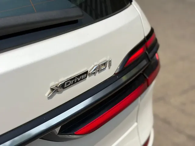 Used BMW X7 xDrive40i M Sport in Mumbai