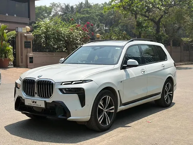 Used BMW X7 xDrive40i M Sport in Mumbai